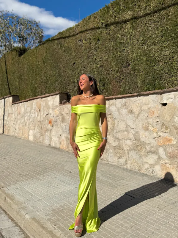 Vestido banda satinado lima sold by Sorellas