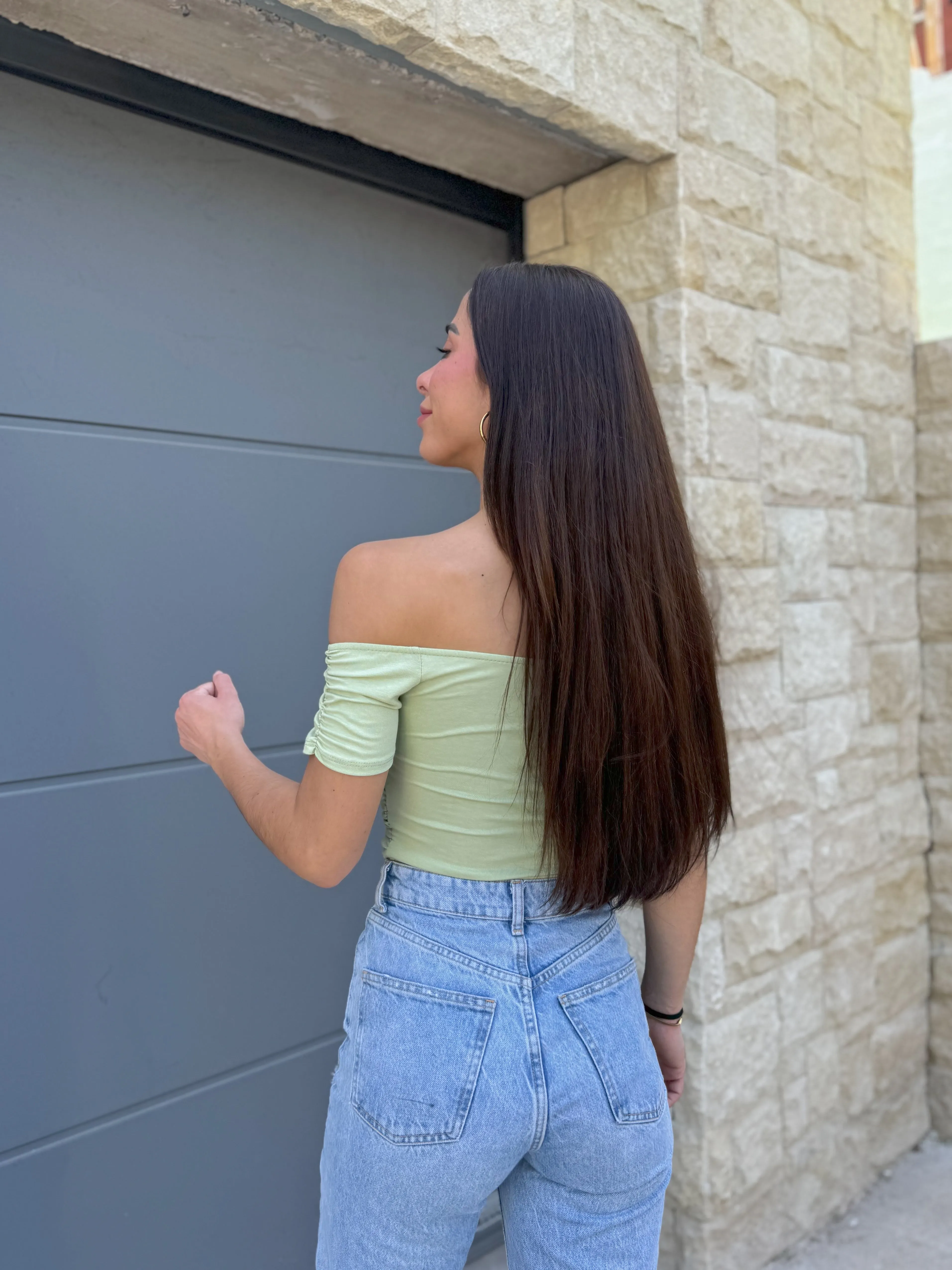 Top bardot manguitos frunce oliva sold by Sorellas product image thumbnail 3