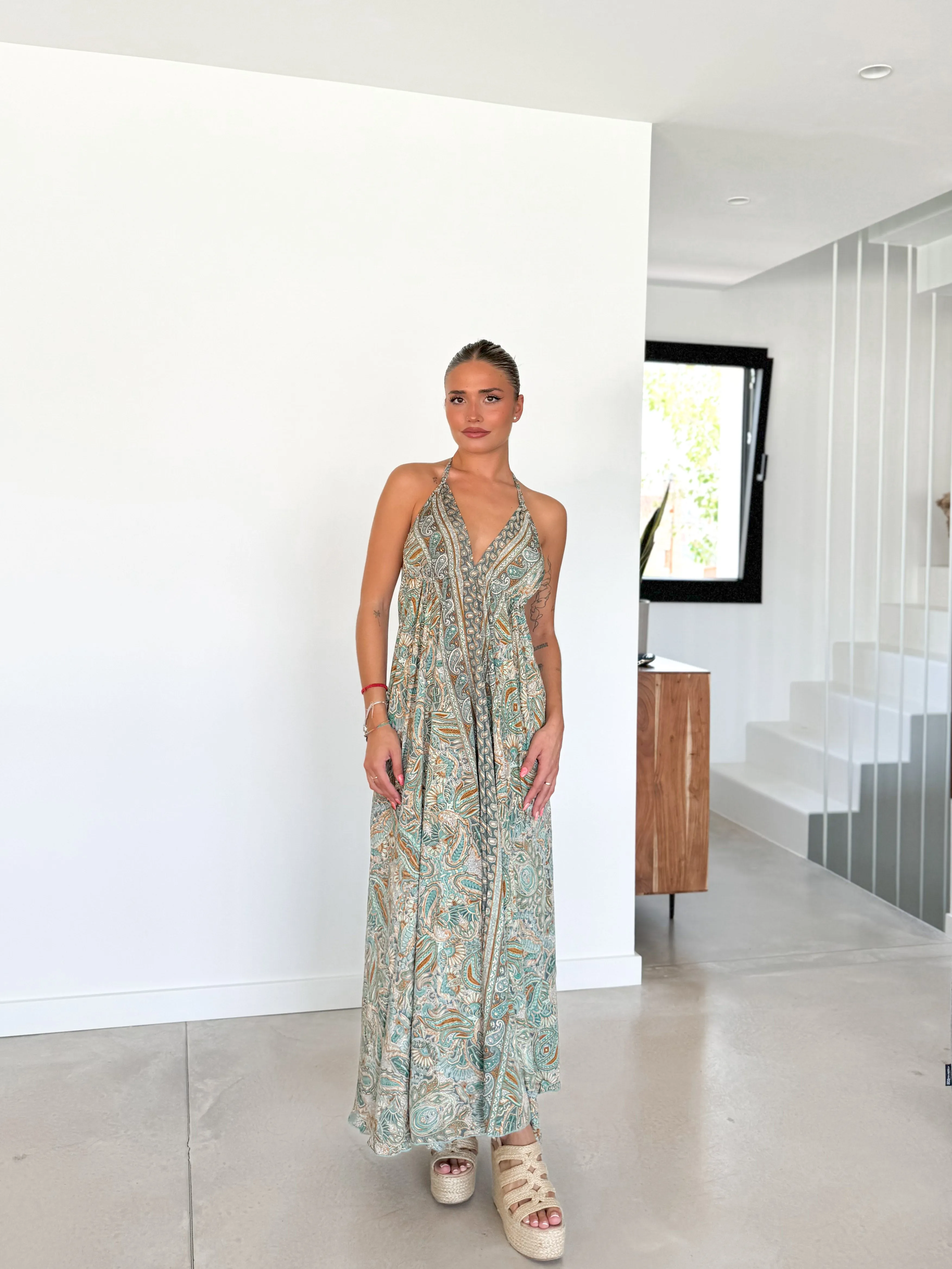 Vestido boho largo caqui sold by Sorellas product image thumbnail 2