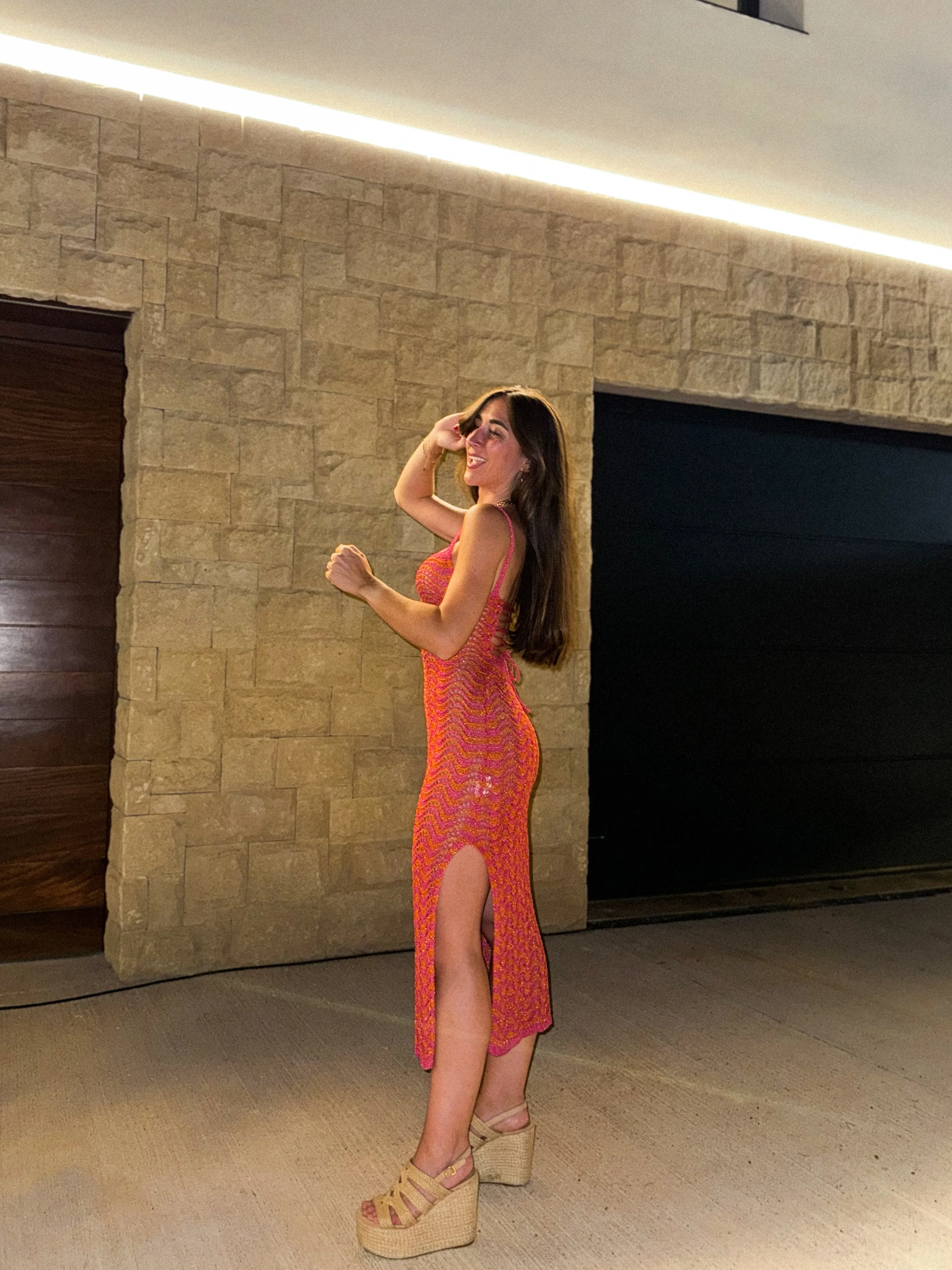 Vestido midi punto psicodélico rosa sold by Sorellas