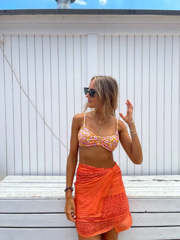 Pareo India naranja sold by Sorellas