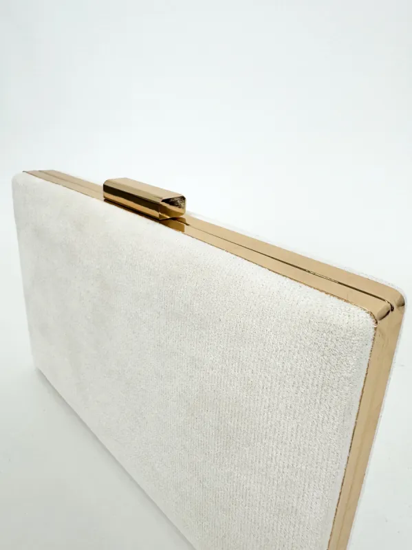 Clutch horizontal beige sold by Sorellas