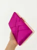 Clutch satinado rosa sold by Sorellas