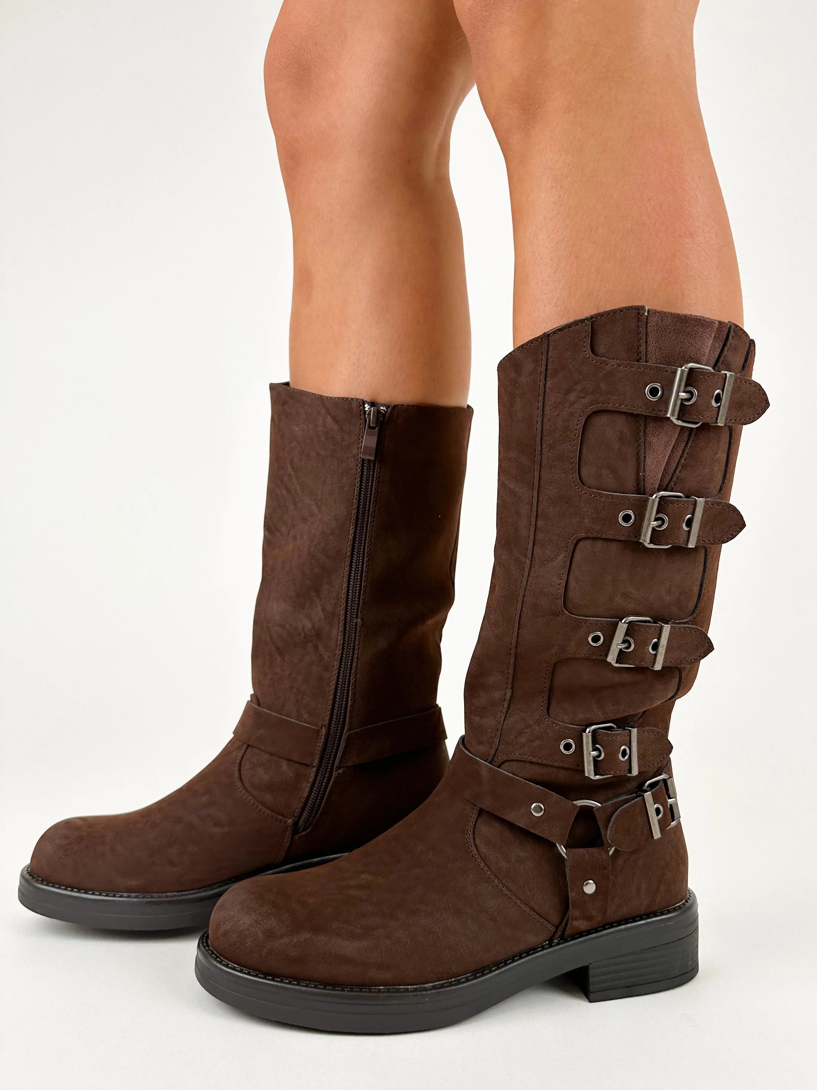 Bota biker hebillas ante marrón sold by Sorellas product image thumbnail 3