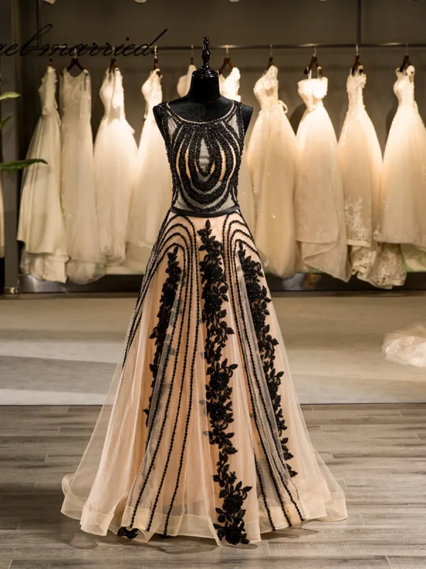 Special A-Line/Princess Crew Sleeveless Applique With Beading Organza Floor-Length Wedding Dresses sold by Lavetir