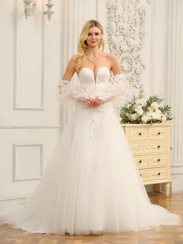 A-Line/Princess Sweetheart Long Wedding Dresses with Appliques sold by Lavetir
