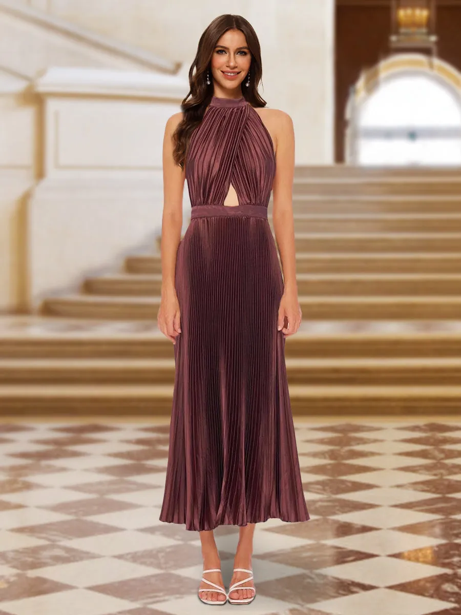 Sheath/Column Halter Sleeveless Evening Dresses with Pleats sold by Lavetir