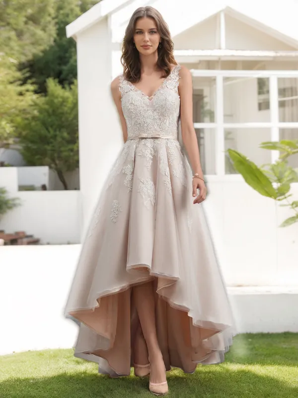 Ball Gown V-Neck Sleeveless Lace Wedding Dresses sold by Lavetir