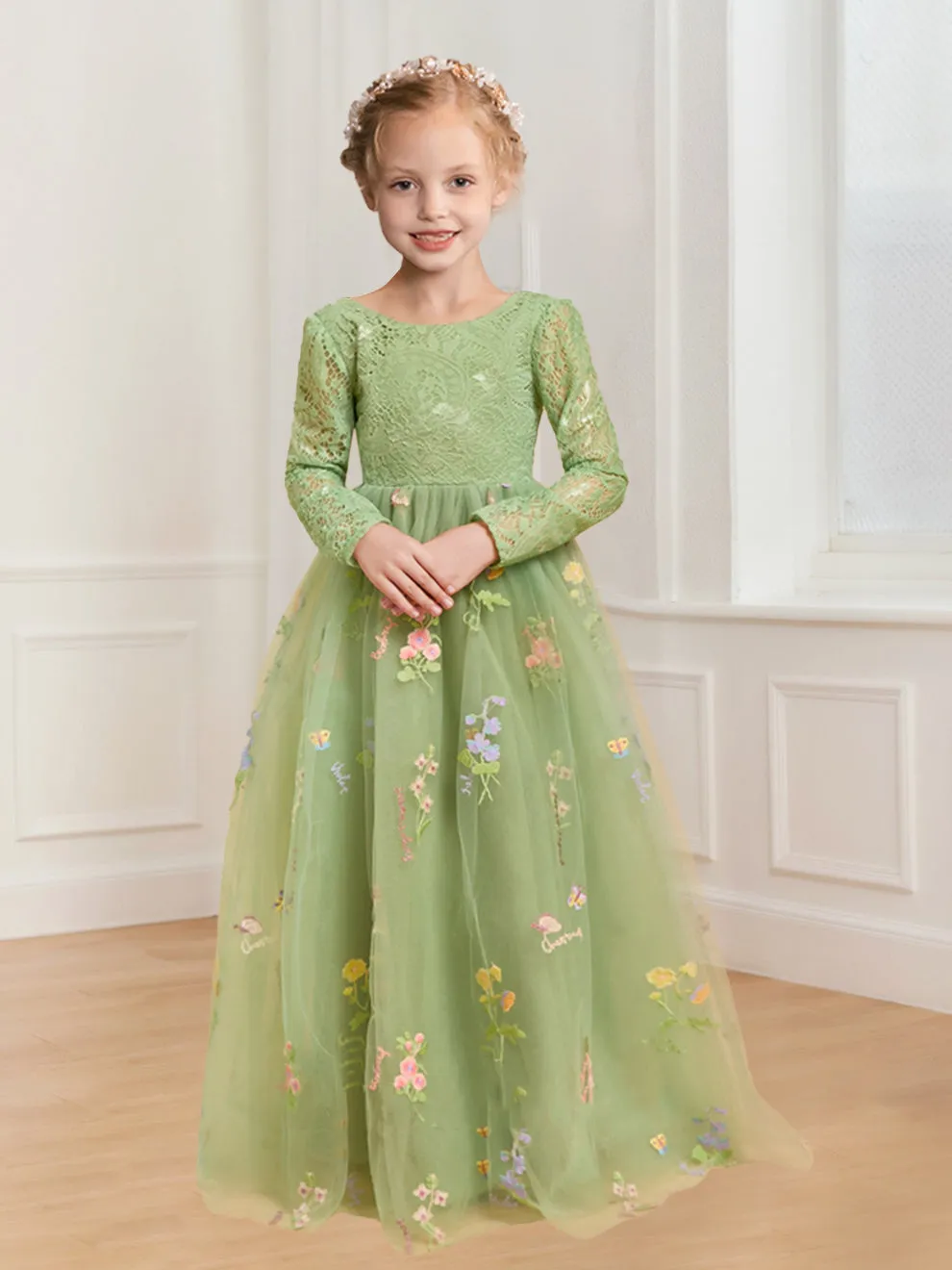 A-Line/Princess Scoop Neck Long Sleeves Tulle Flower Girl Dresses with Floral Embroidery sold by Lavetir