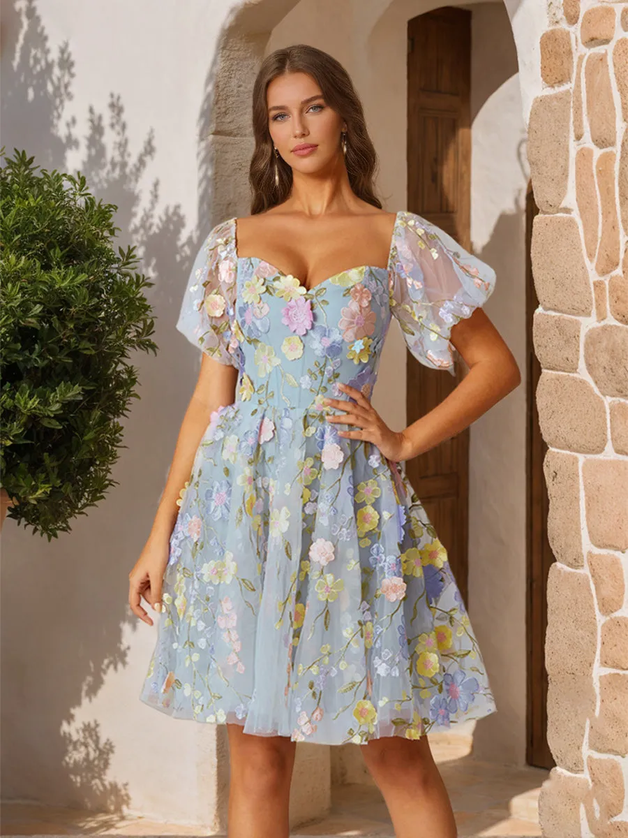 A-Line/Princess Sweetheart Knee-Length Homecoming Dresses with Embroidery sold by Lavetir