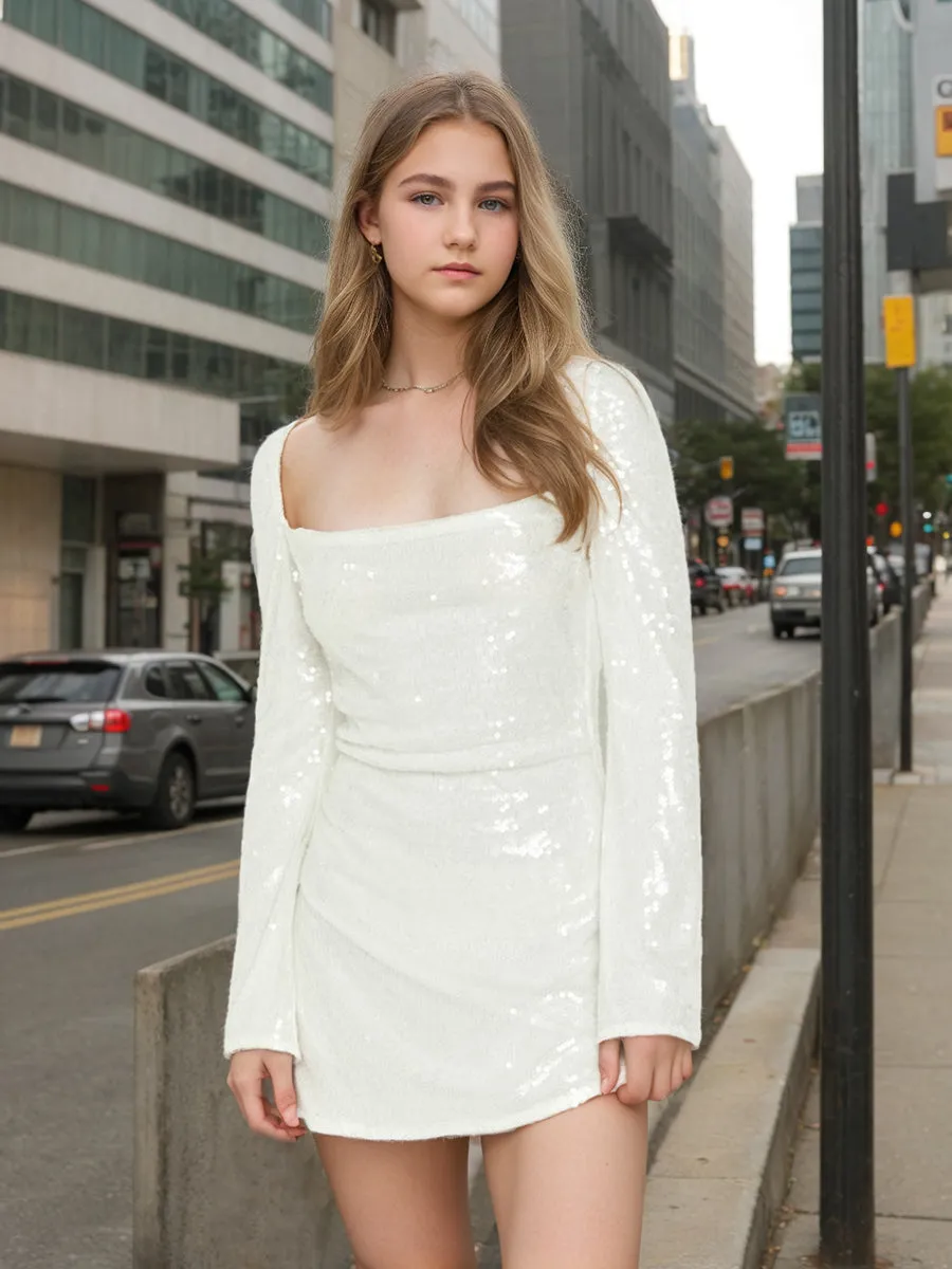 Sheath/Column Cowl Neck Long Sleeves Short Sequined Homecoming Dresses sold by Lavetir