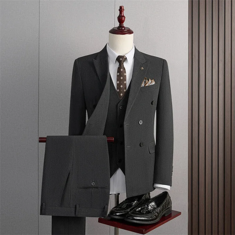 Tailored Fit Peaked Lapel Double Breasted Four-buttons 3 Pieces Men's Formal Suits sold by Lavetir product image thumbnail 2