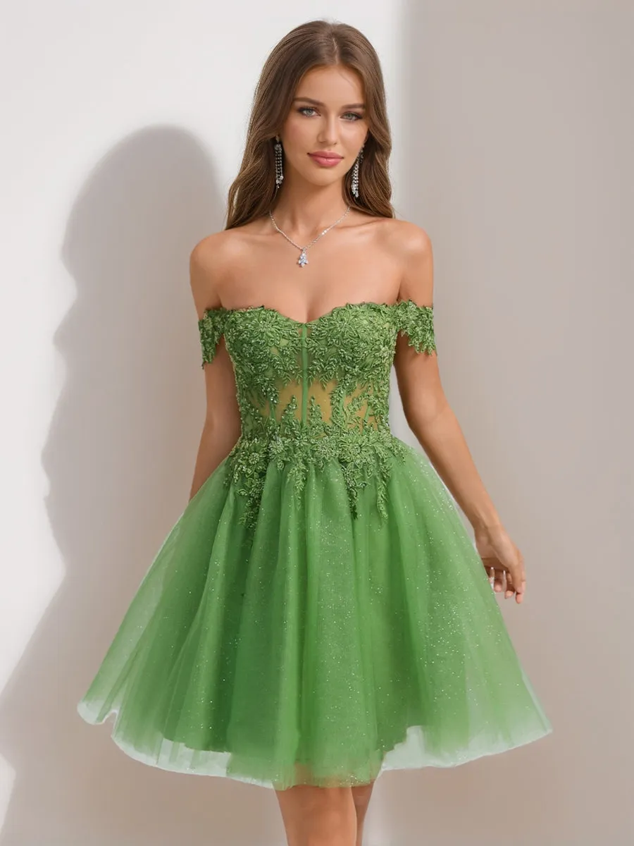 A-Line/Princess Off-the-Shoulder Tulle Short Homecoming Dresses with Appliques sold by Lavetir