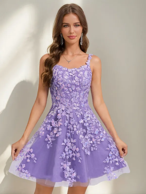 A-Line/Princess Scoop Short Homecoming Dresses with Sequins & Lace Appliques sold by Lavetir