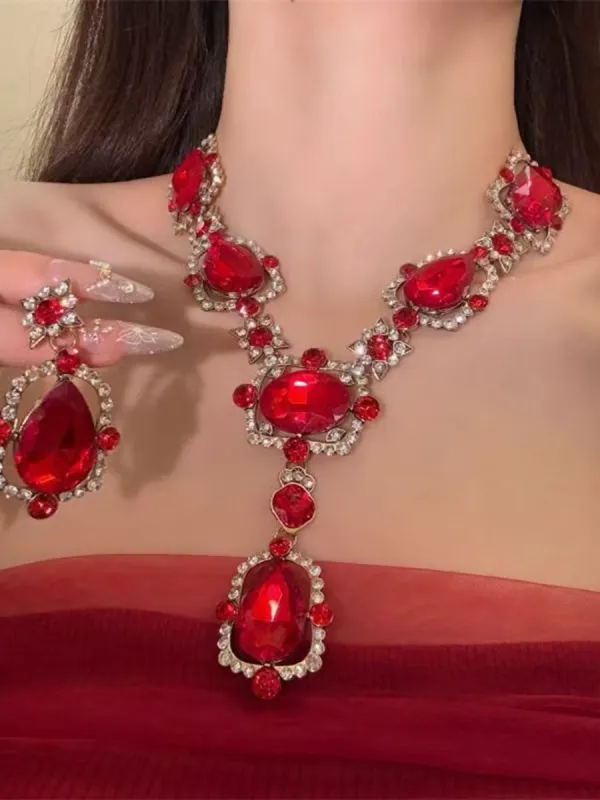 Women's Retro Exaggerated Necklace & Earrinngs Jewelry Set sold by Lavetir
