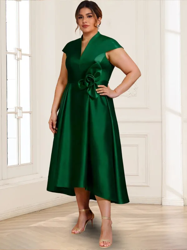 A-Line/Princess V-Neck Plus Size Mother of the Bride Dresses With 3D Floral sold by Lavetir