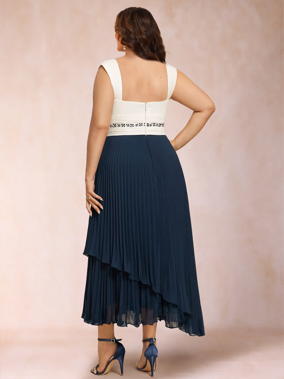 A-Line Square Neck Half Sleeves 2 Pieces Plus Size Mother of the Bride Dresses with Pleats & Sequins sold by Lavetir product image thumbnail 4