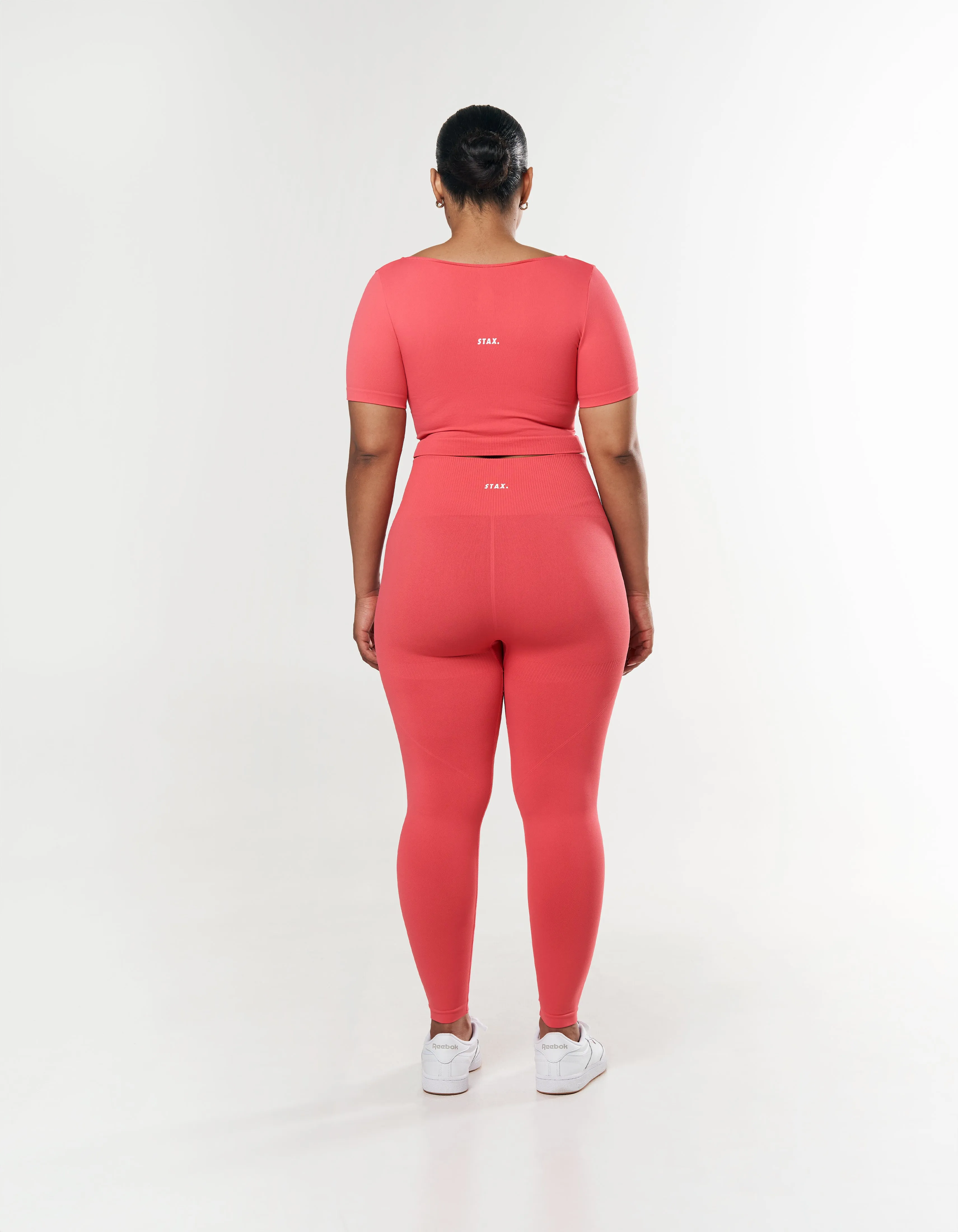 Premium Seamless Scoop Tee - Pink sold by Stax product image thumbnail 5