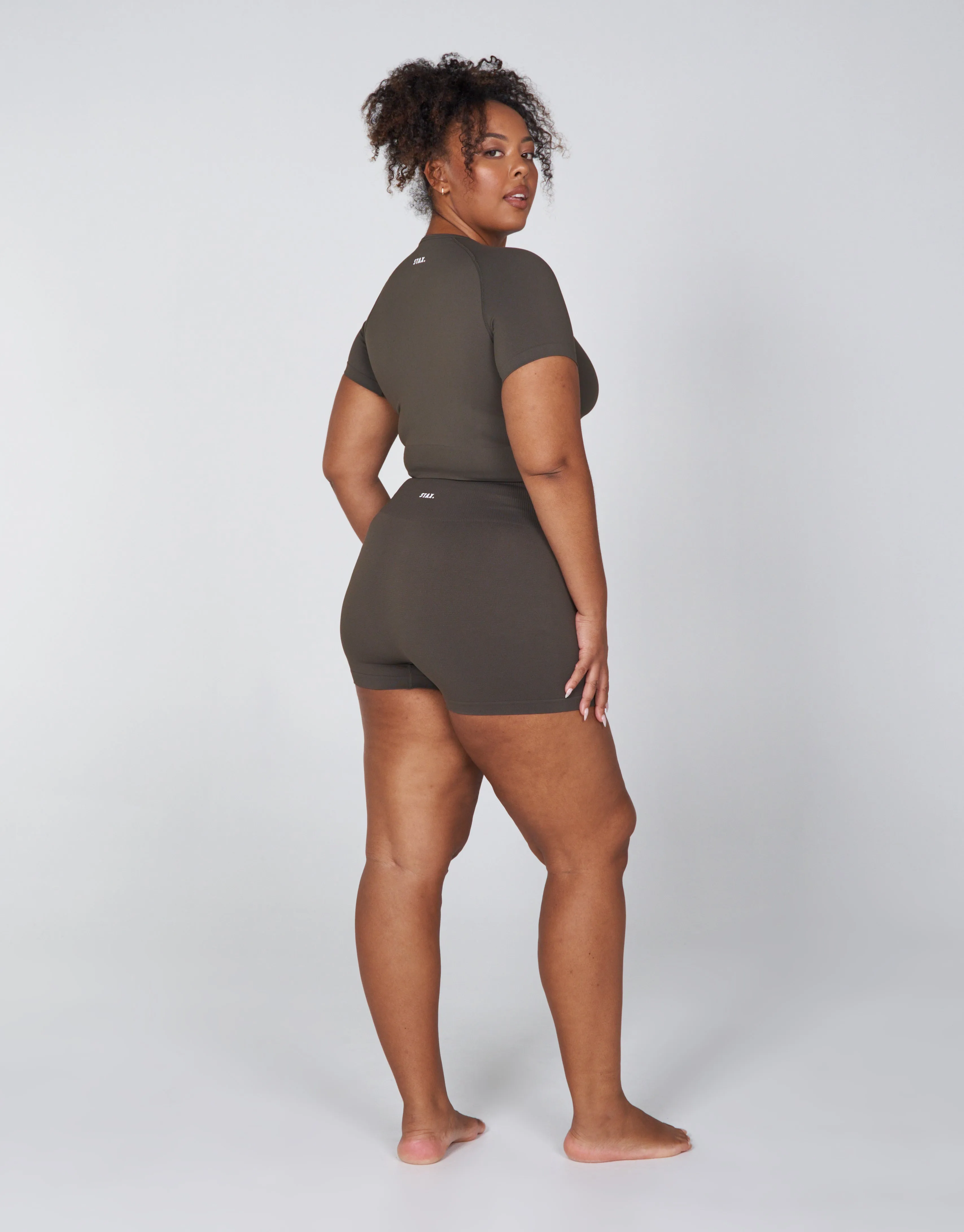 Premium Seamless Favourites Cropped Tee - Dovetail sold by Stax product image thumbnail 3