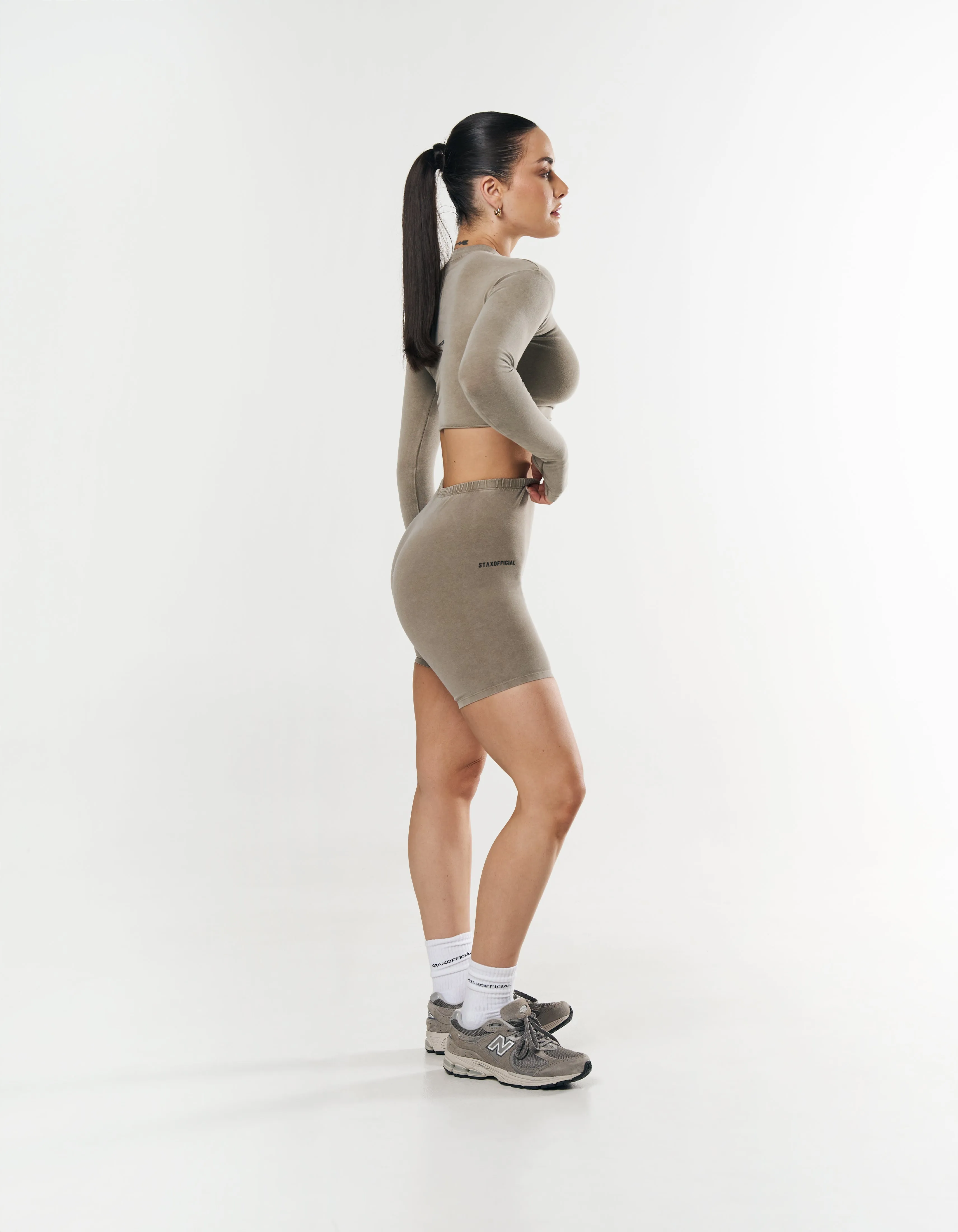 OOS Cropped Long Sleeve - Earth sold by Stax product image thumbnail 3