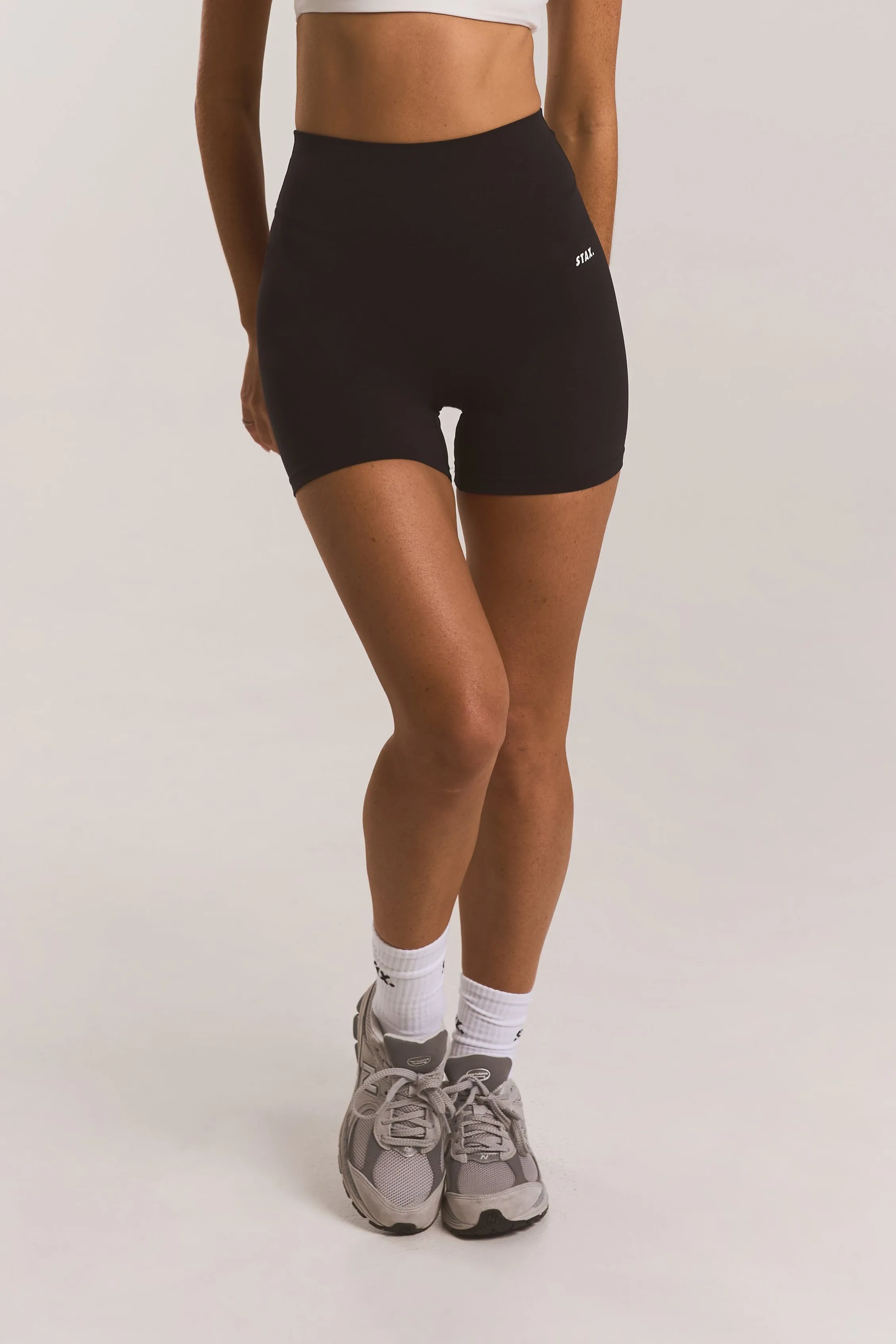 Midi Bike Shorts Airlyte - Black sold by Stax product image thumbnail 4