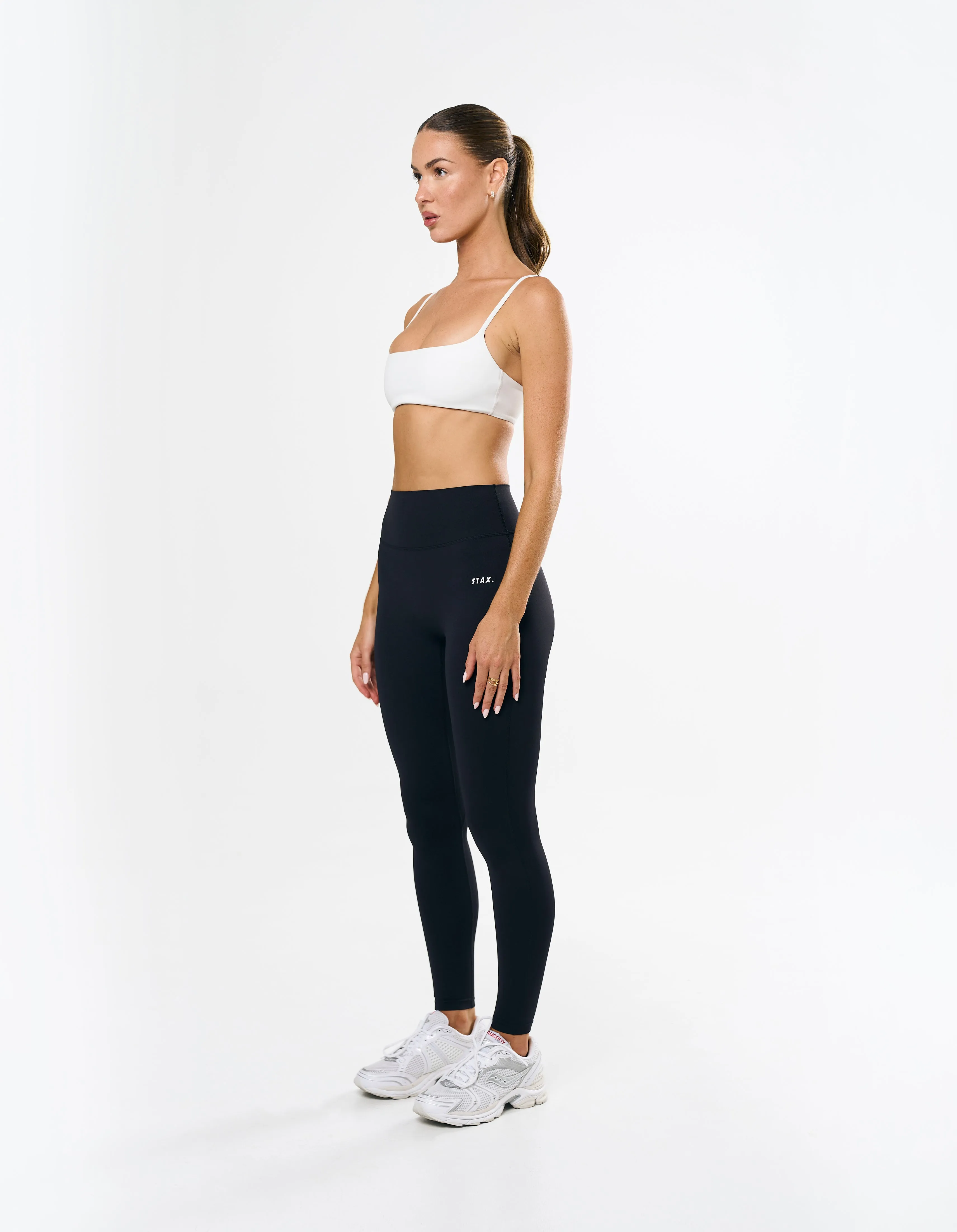 Scoop Crop Airlyte - White sold by Stax product image thumbnail 3