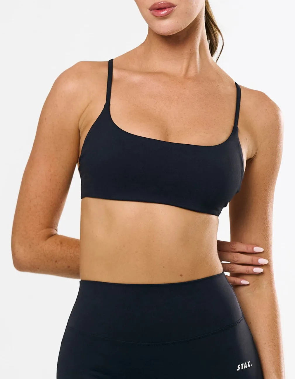 Crossback Crop Airlyte - Black sold by Stax