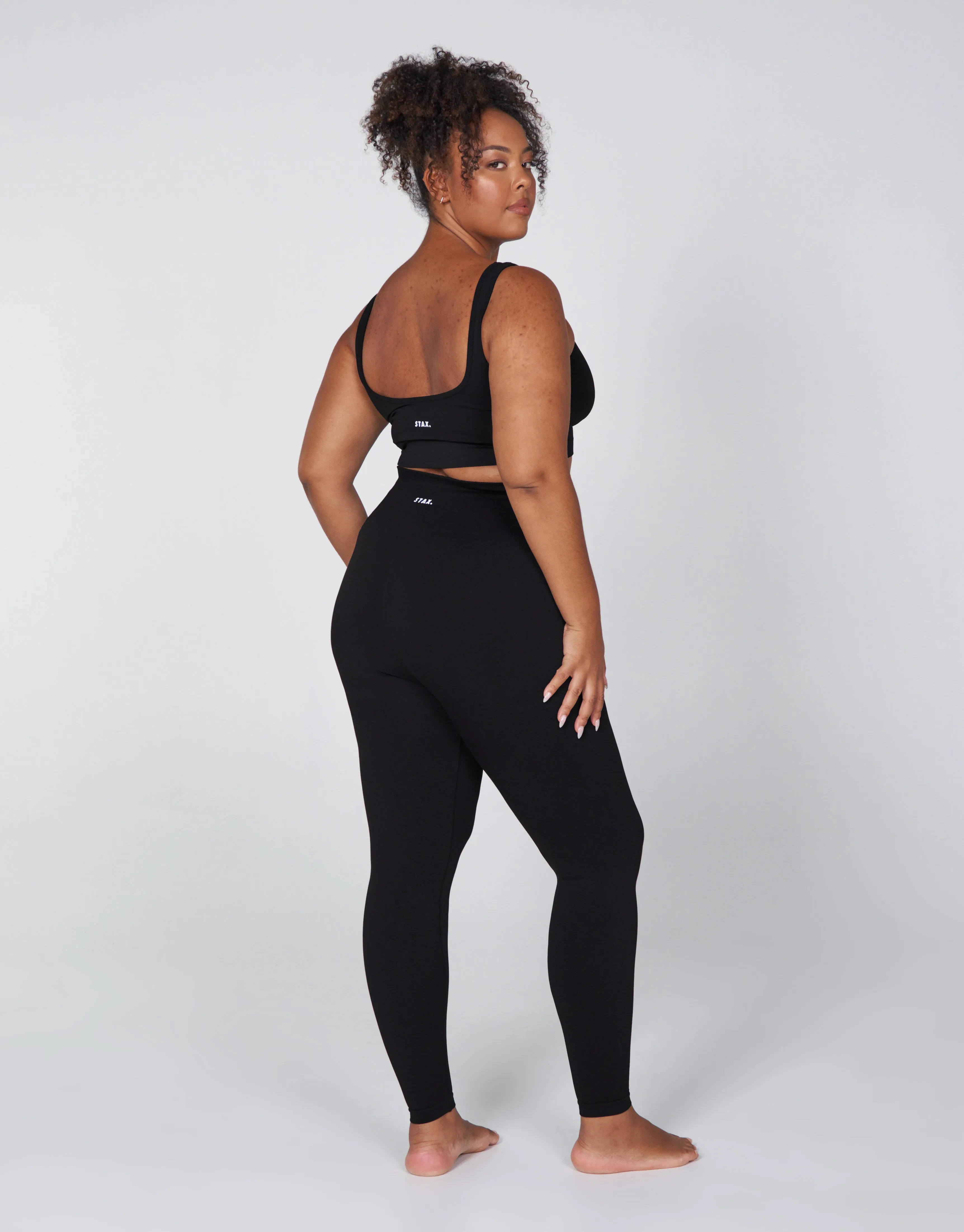 Premium Seamless Favourites Low Back Crop - Astro sold by Stax product image thumbnail 3
