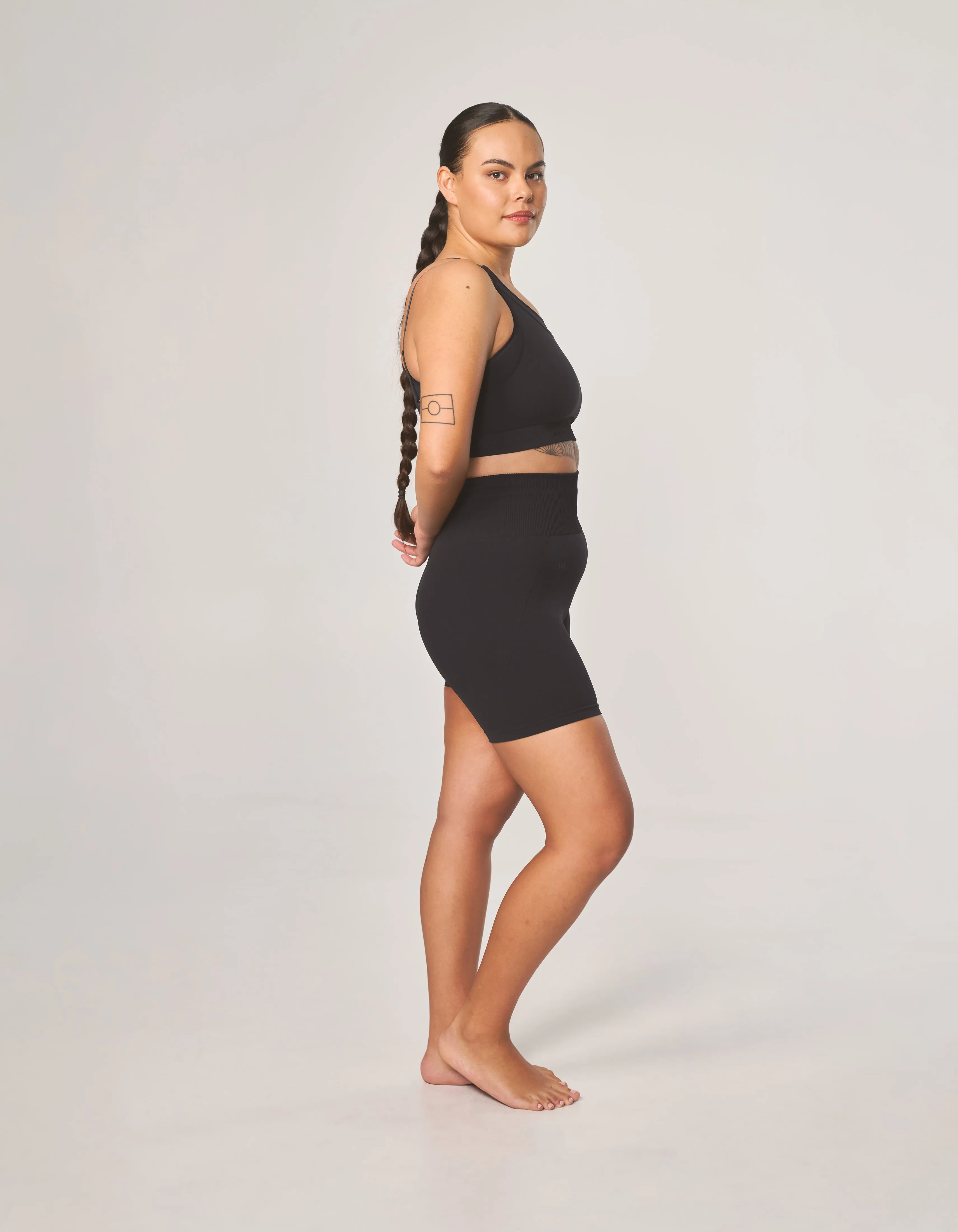 Premium Seamless Midi Bike Shorts - Shadow sold by Stax product image thumbnail 4