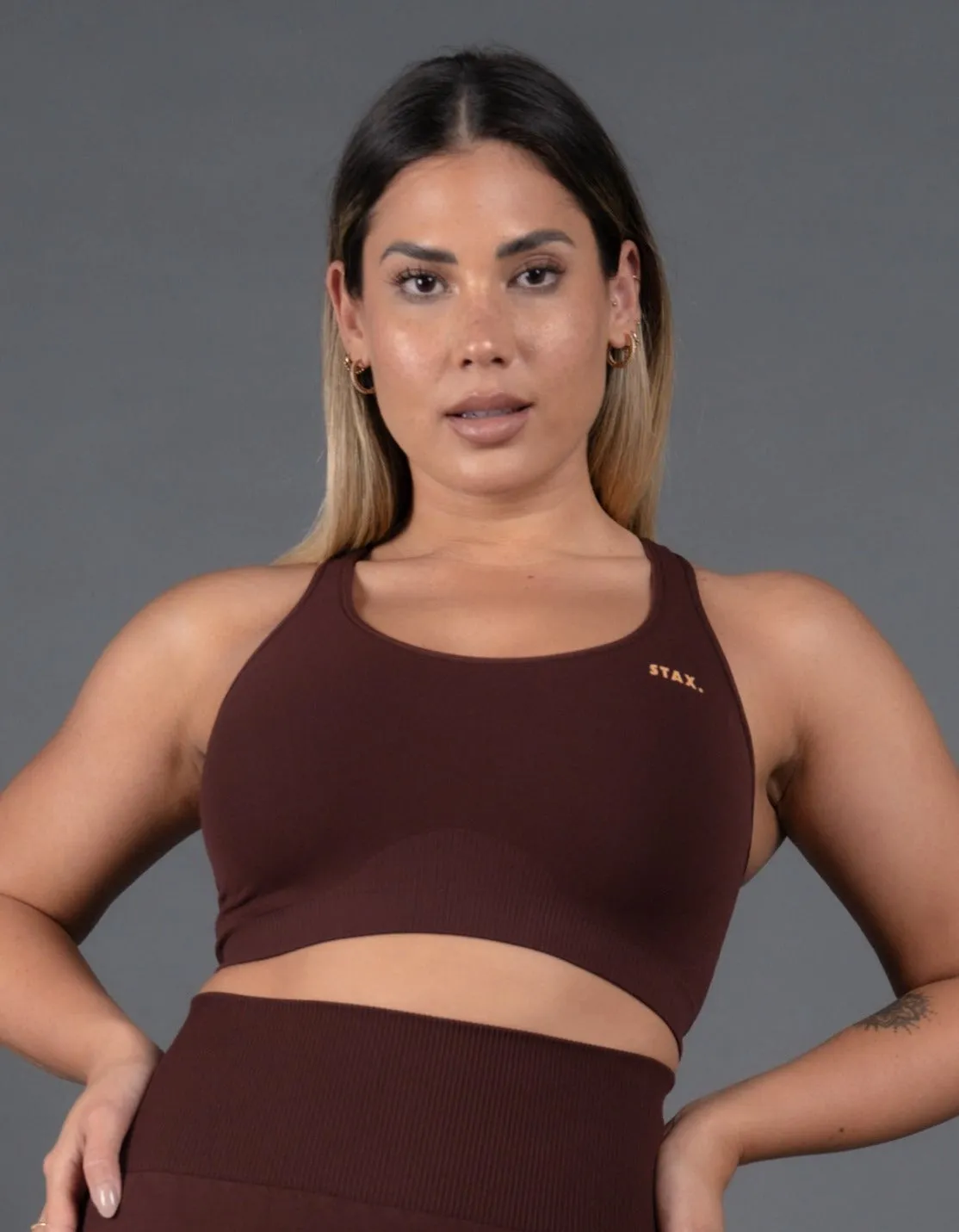 Premium Seamless V5 Racer Crop - Gliese (Brown) sold by Stax