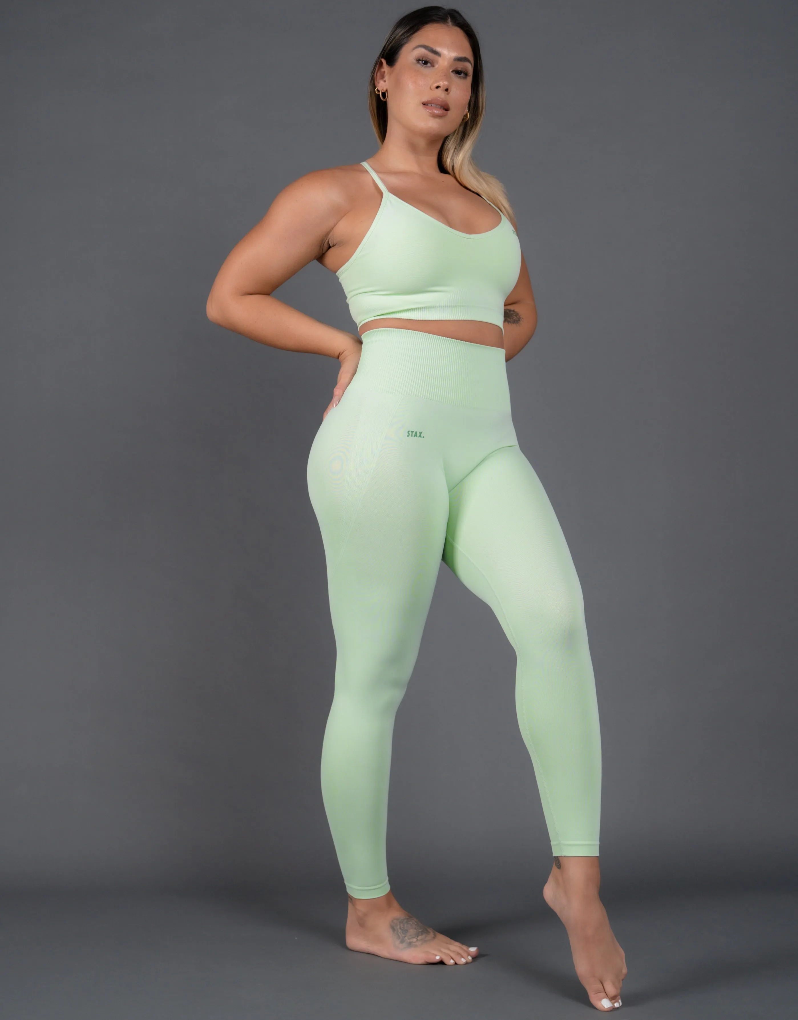 Premium Seamless Tights V5 - Aurora (Sage) sold by Stax