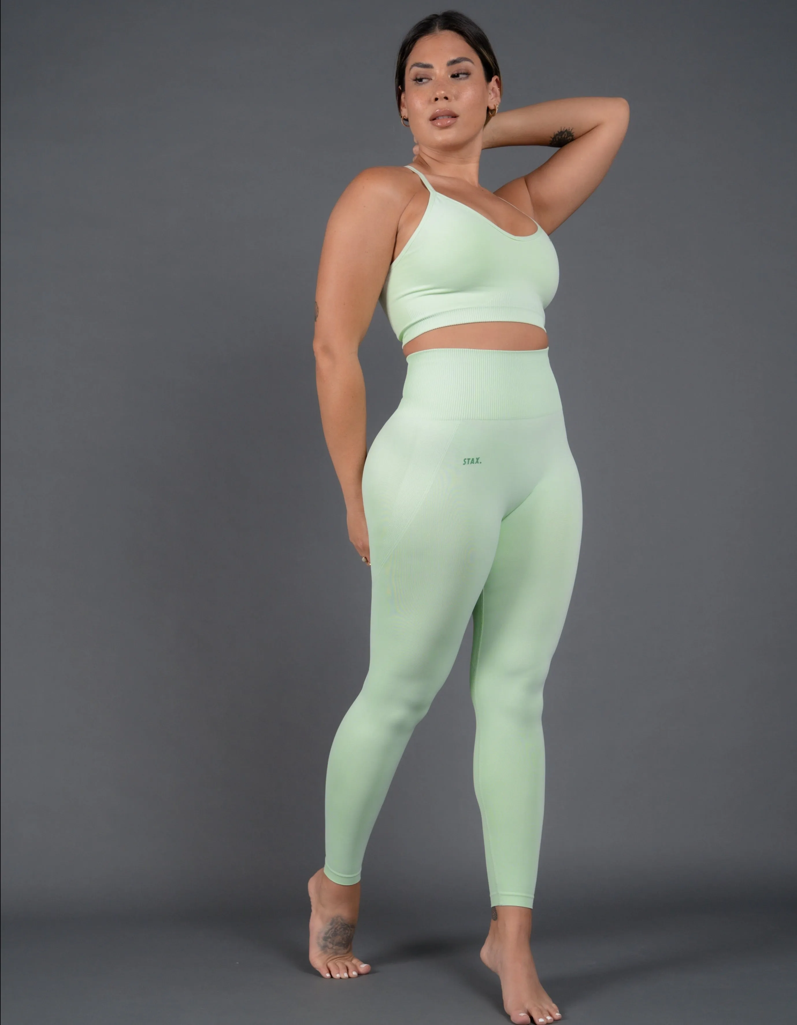 Premium Seamless Tights V5 - Aurora (Sage) sold by Stax product image thumbnail 3