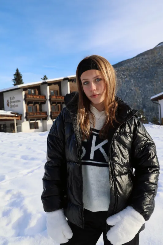 “Snowy” jacket black sold by Meet Me There