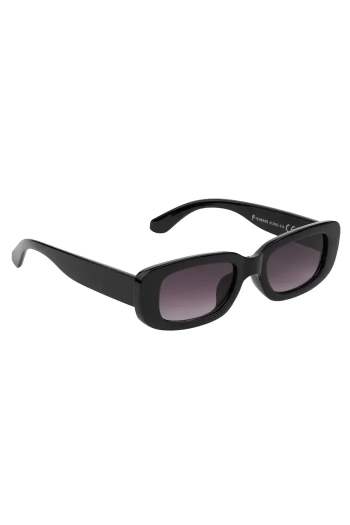 "Ivy" sunglasses black sold by Meet Me There