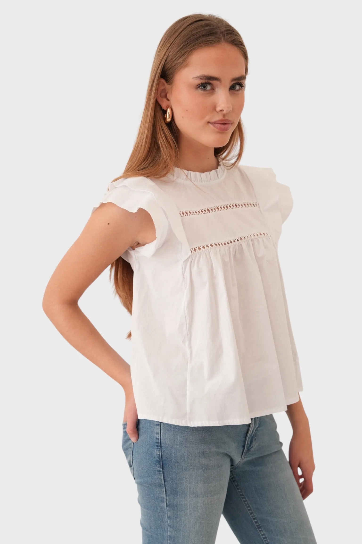“Dreamy” blouse white sold by Meet Me There