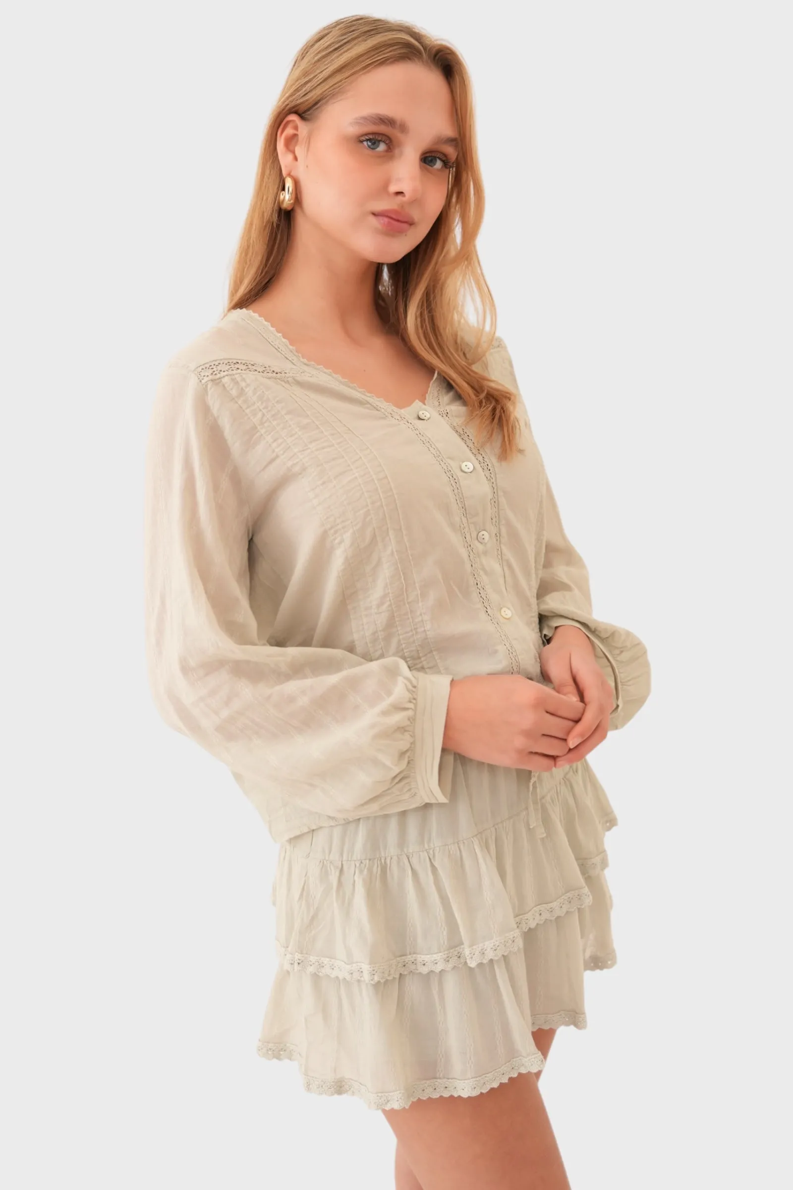 "Olivia" blouse beige sold by Meet Me There product image thumbnail 2