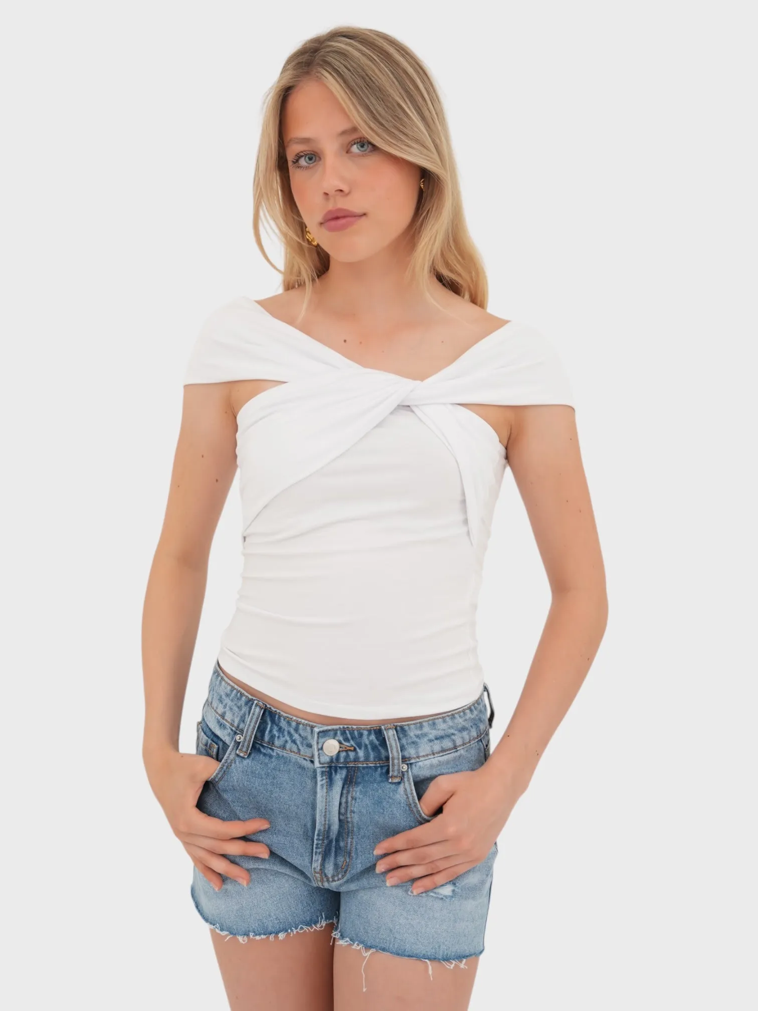 "Cannes" top white sold by Meet Me There product image thumbnail 4