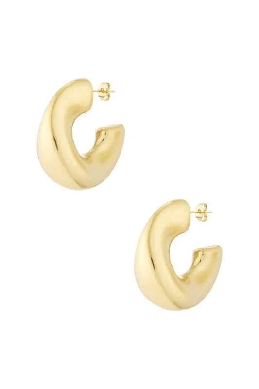 "Small hoops" earrings sold by Meet Me There