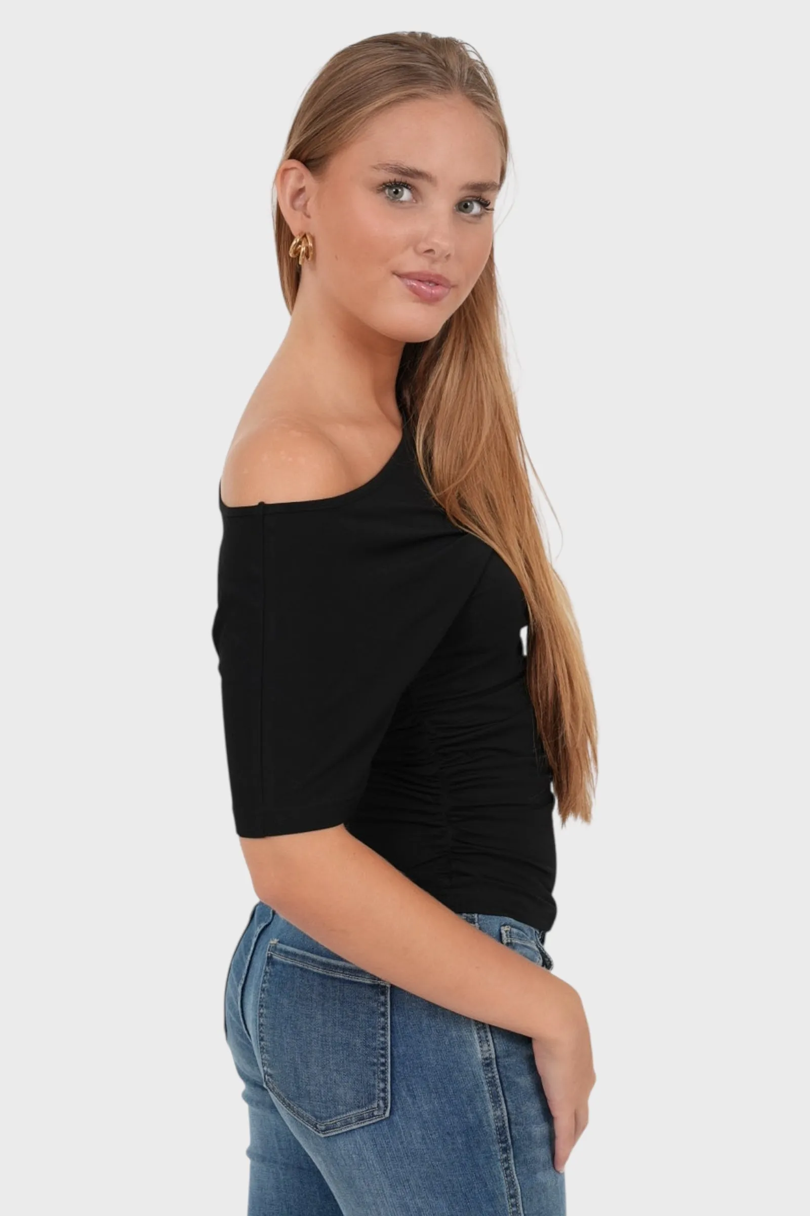 "Zara" top black sold by Meet Me There product image thumbnail 3