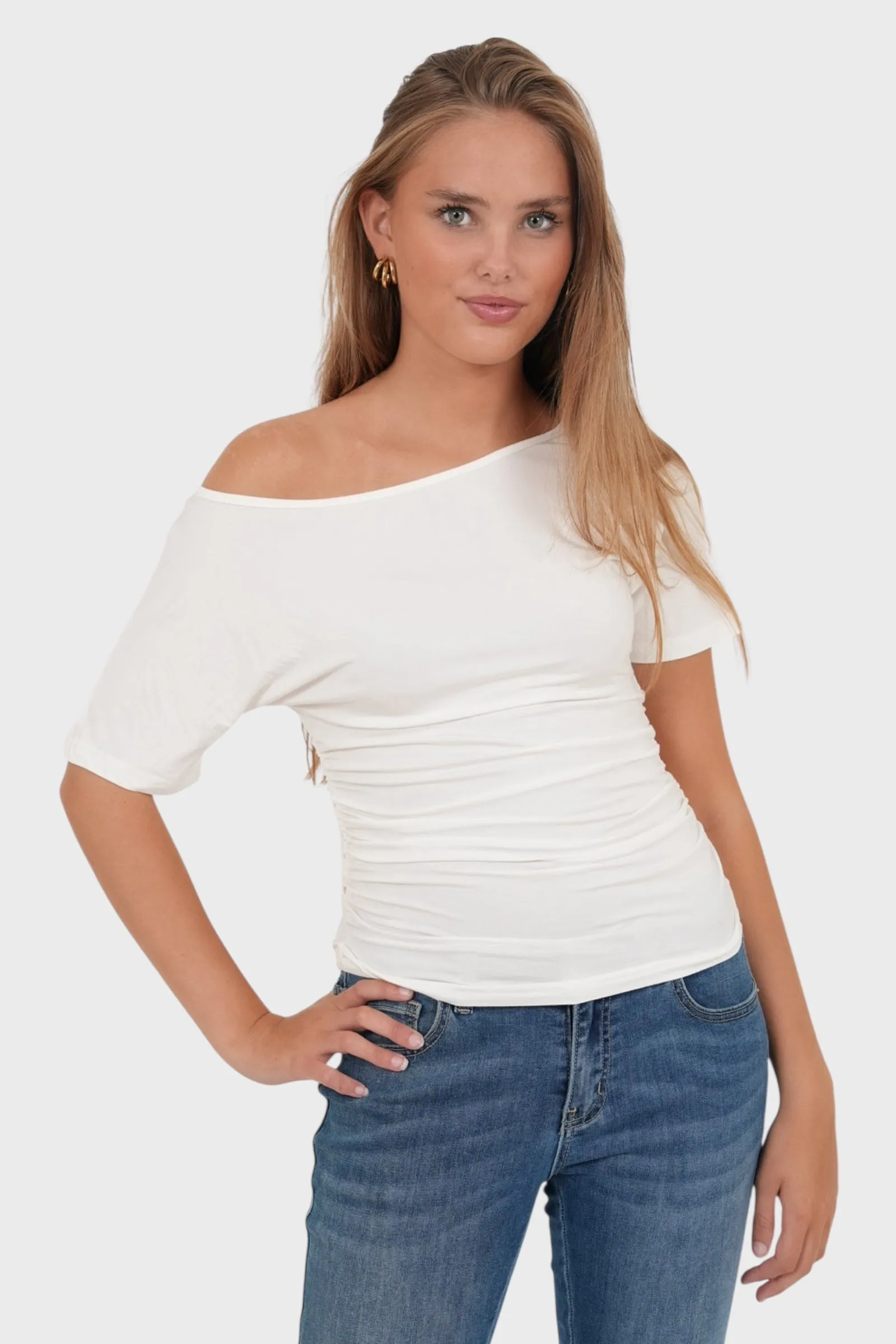 "Zara" top white sold by Meet Me There