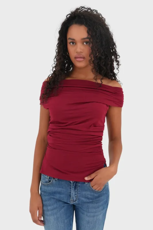 "Shoulder" top bordeaux sold by Meet Me There