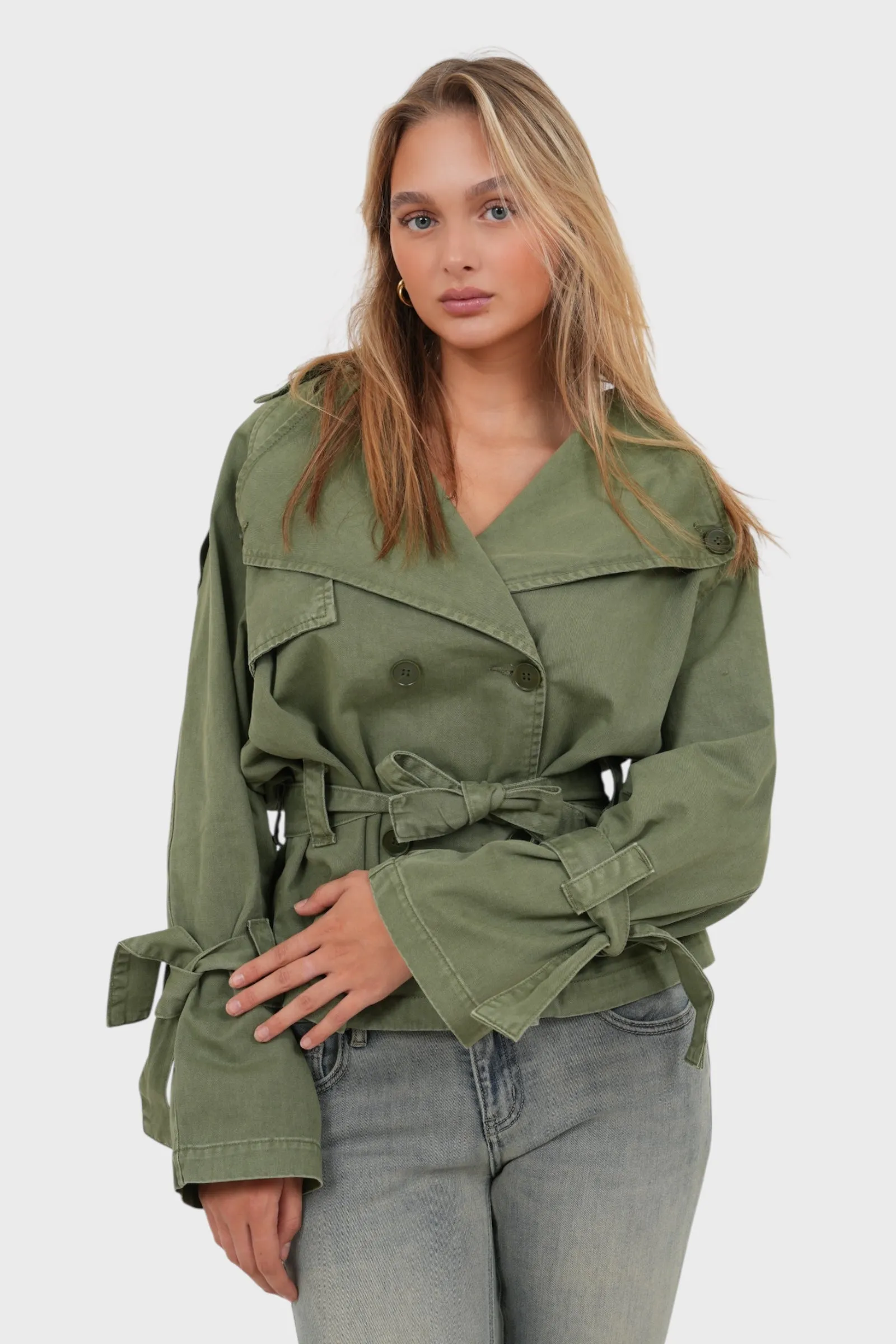 "Denmark" trenchcoat khaki green sold by Meet Me There product image thumbnail 3