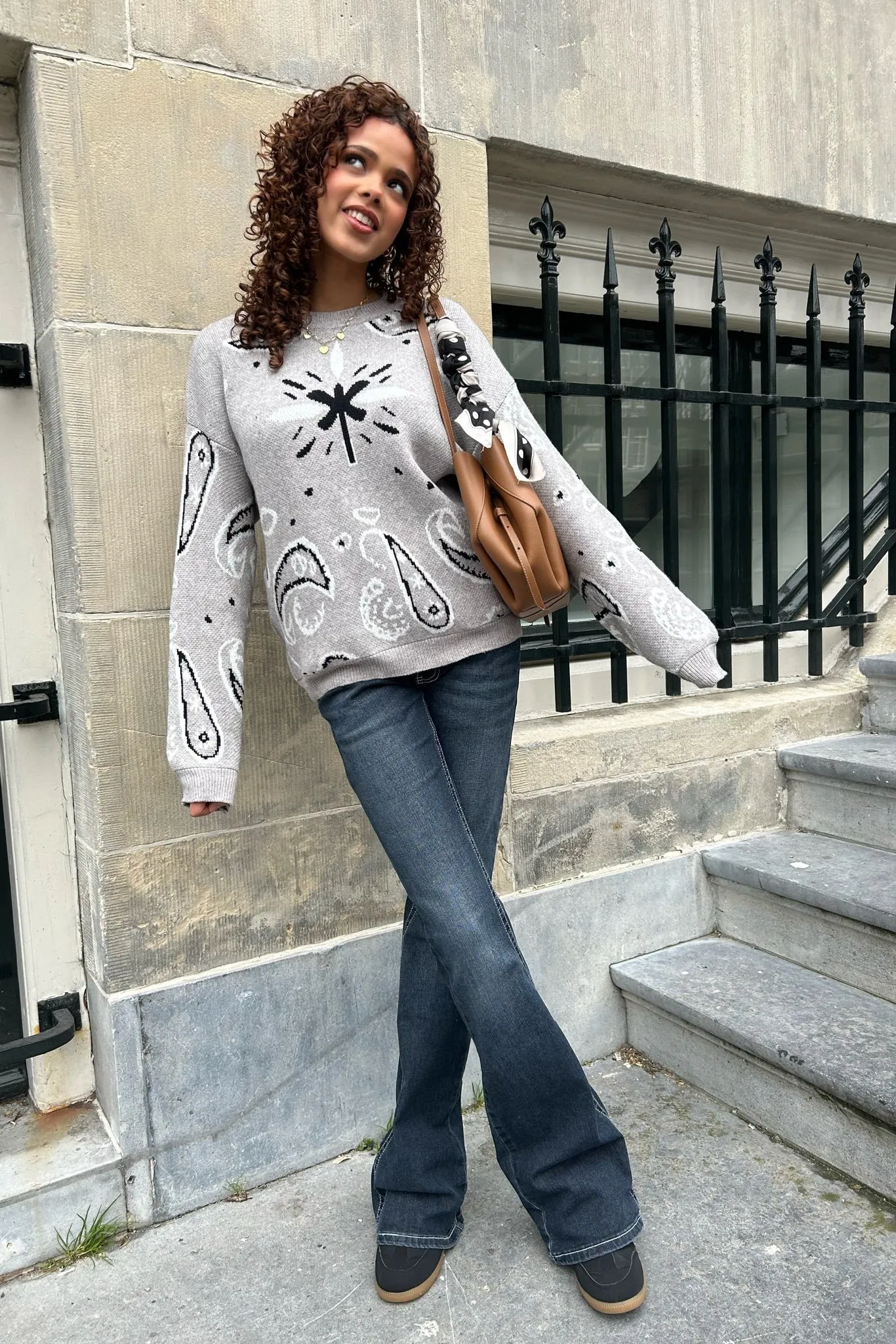 "Vera" sweater white sold by Meet Me There product image thumbnail 2