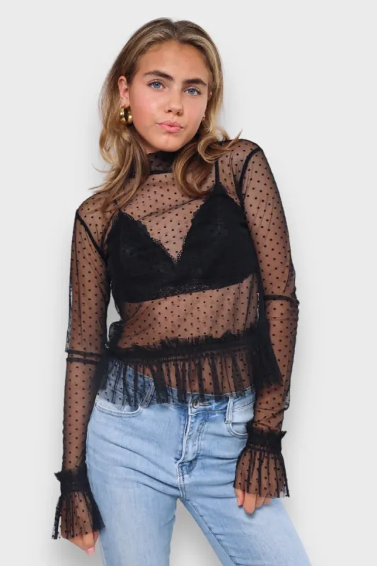 "Chic" top black sold by Meet Me There