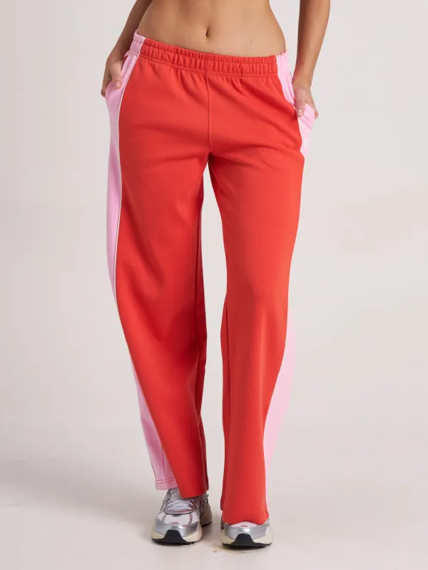 Speedway Wide Leg Pant - Tomato made by Bondi Active