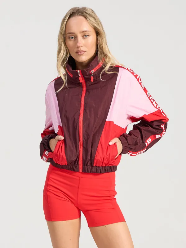 Forma Cropped Windbreaker Hoodie - Fig Multi made by Bondi Active