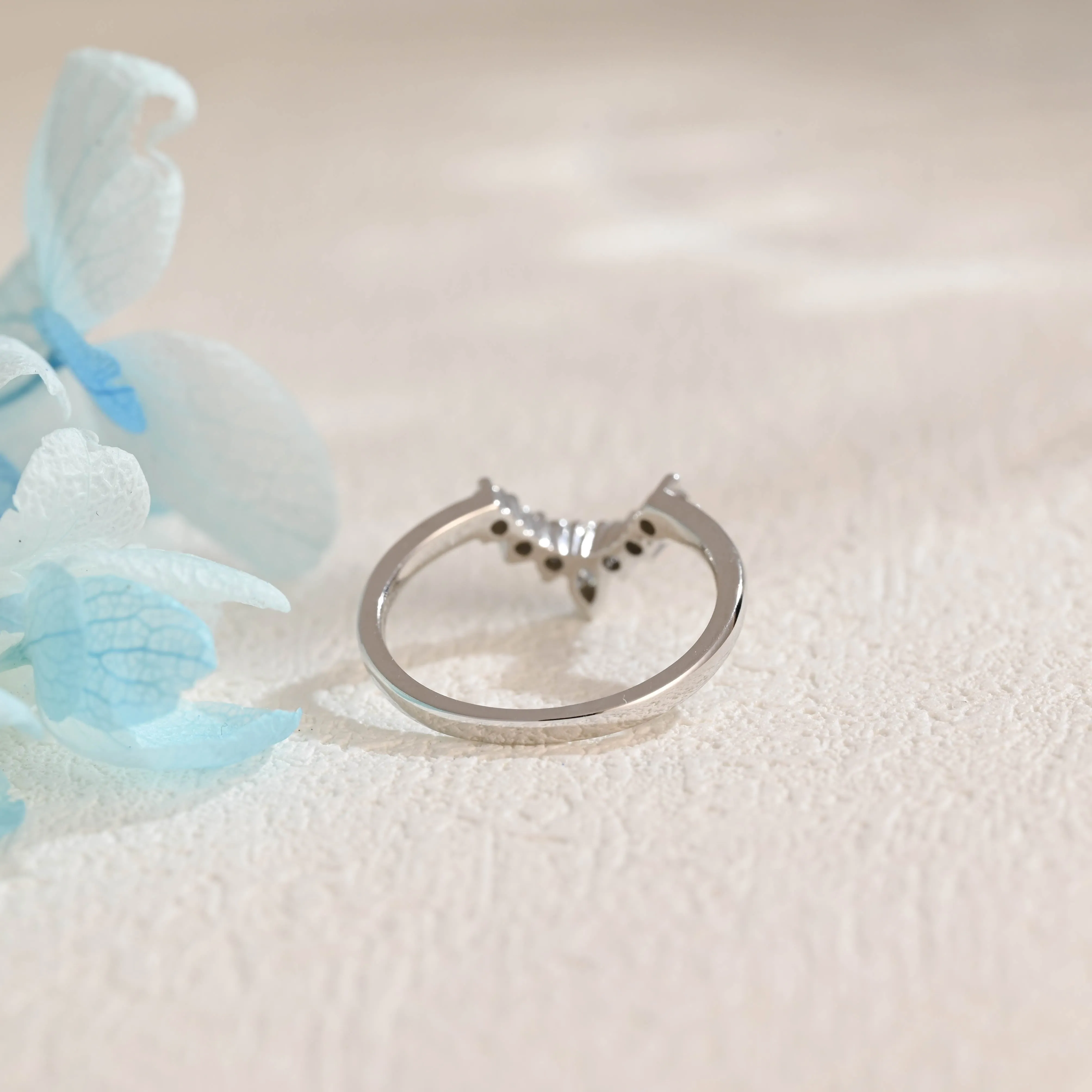Solid Gold Curved Marquise & Round Cut Moissanite Wedding Band sold by Causyou product image thumbnail 5