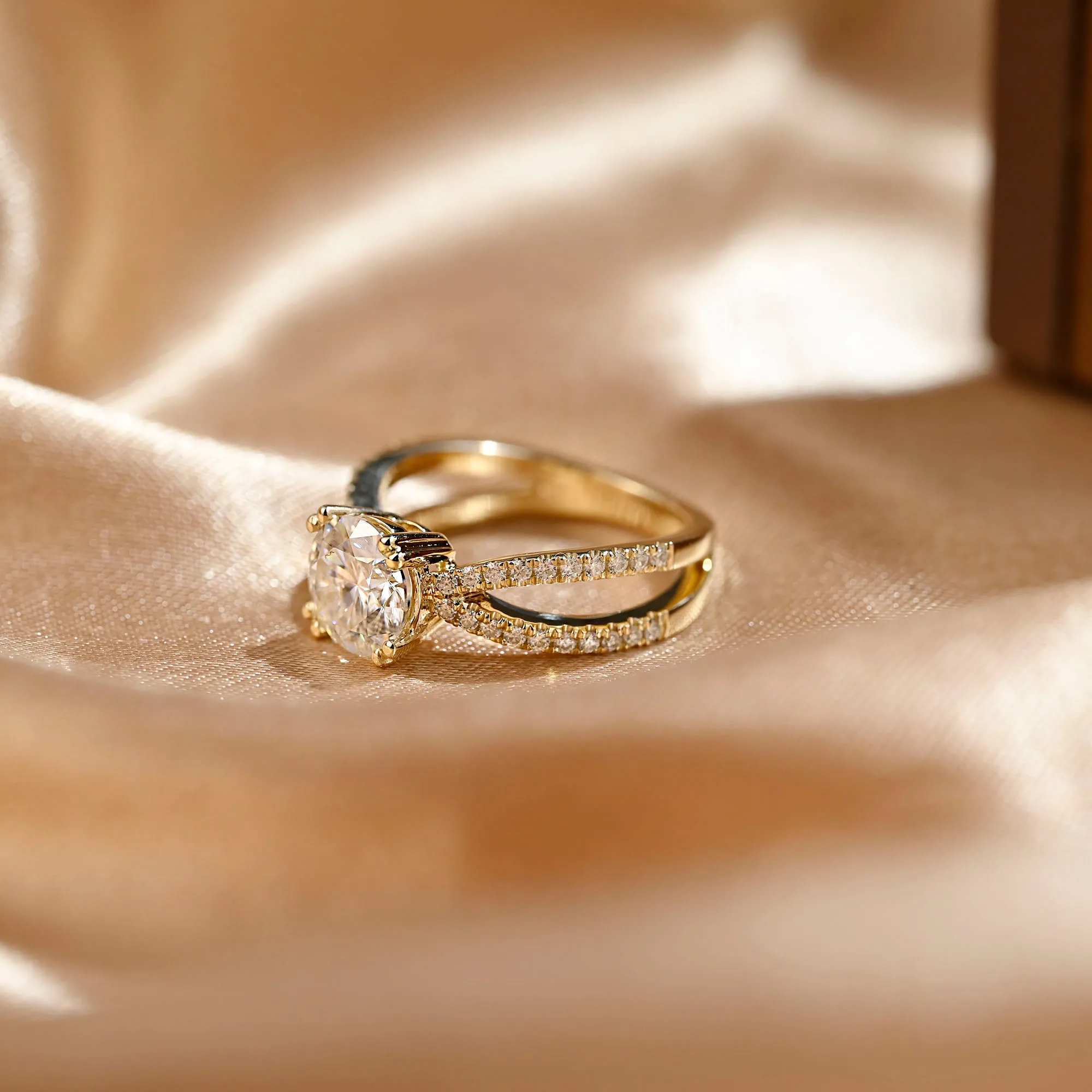 Solid Gold Round Cut Moissanite Engagement Ring, Split Shank Promise Ring, Bridal Ring, Gift for Women sold by Causyou product image thumbnail 4