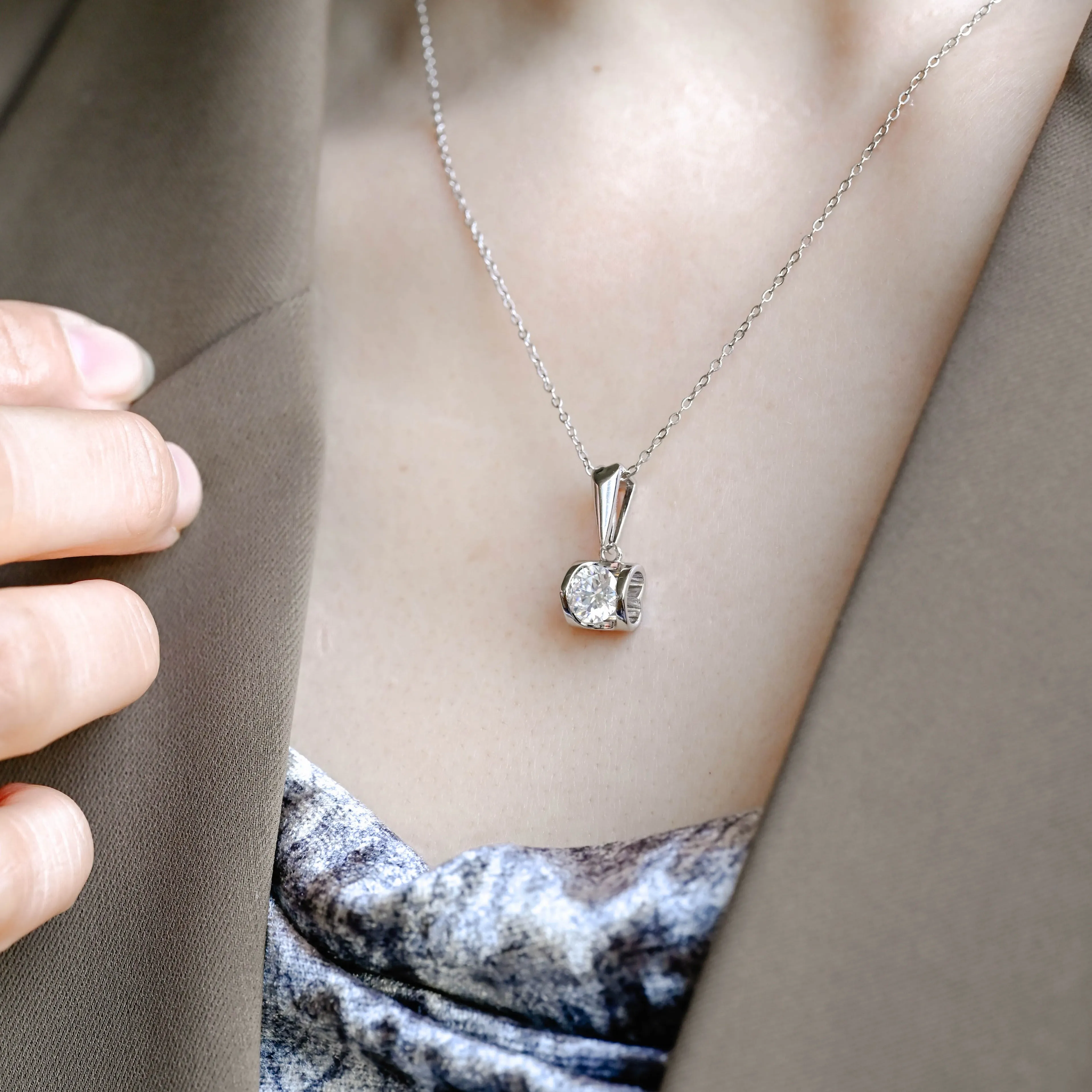 Solid Gold Round Cut Moissanite Pendant, Art Deco Necklace, Anniversary Gift for Women, Wife sold by Causyou product image thumbnail 3