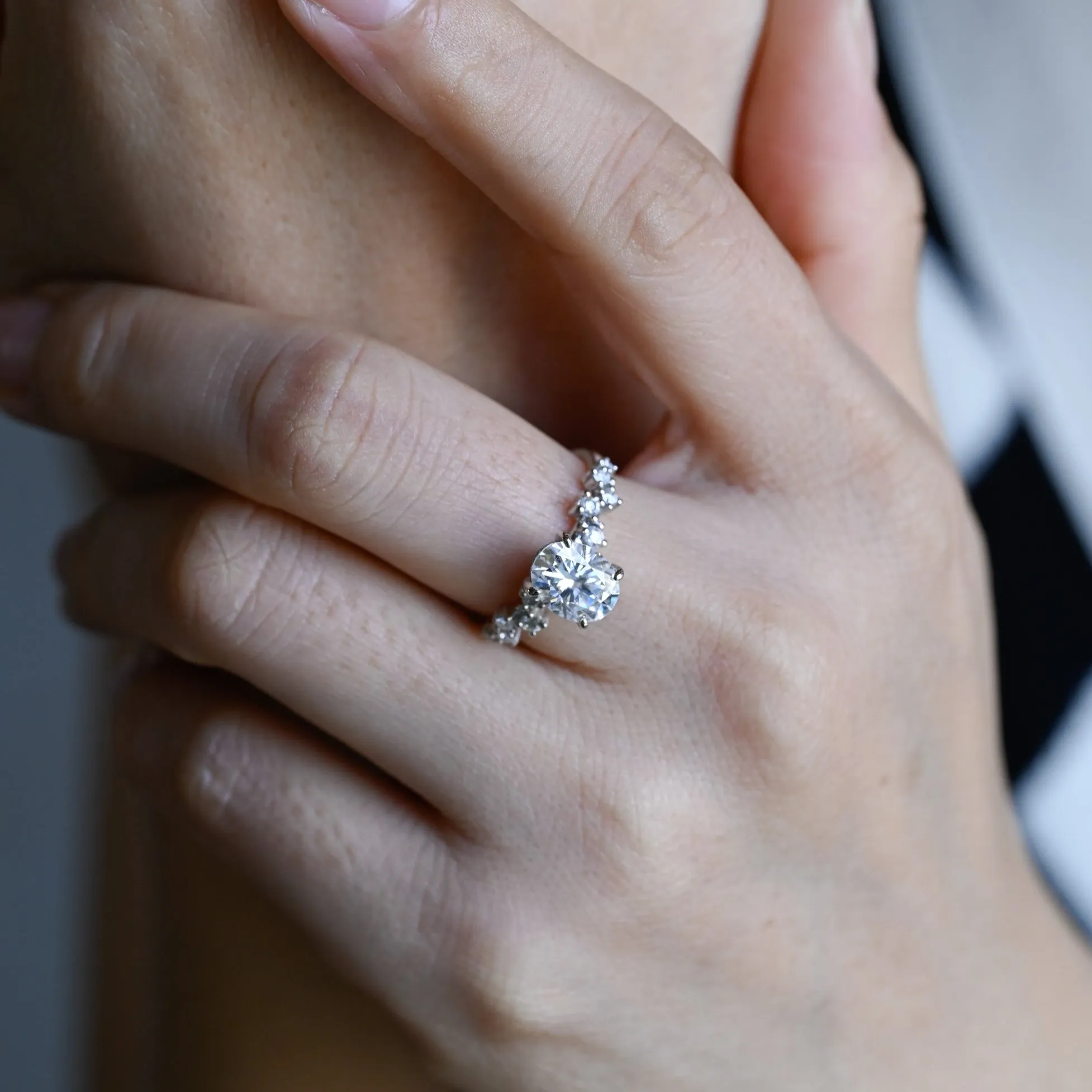 Solid Gold Side Cluster Oval Cut Moissanite Engagement Ring sold by Causyou product image thumbnail 2